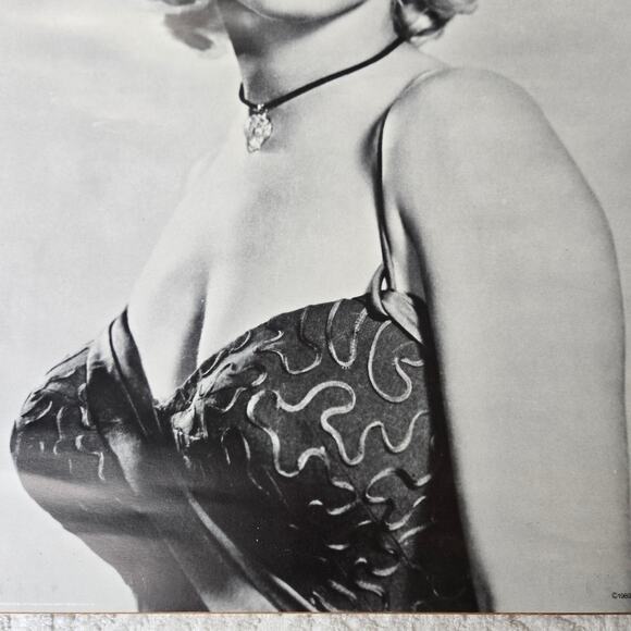 Marilyn Monroe EUC vintage 80s print #382 black white 16 x 20 inches  unframed - Picture 4 of 9